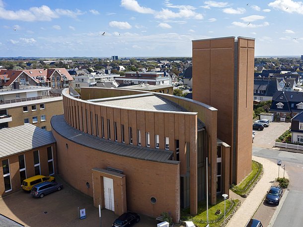 Katholische Kirche St. Christophorus in Westerland auf Sylt - Außenansicht